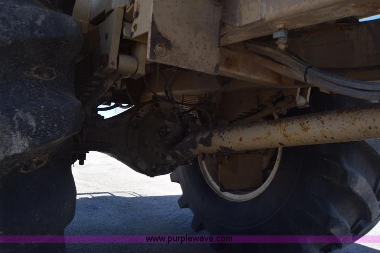 image for item K7312 1996 Tyler Titan 4375 self-propelled applicator