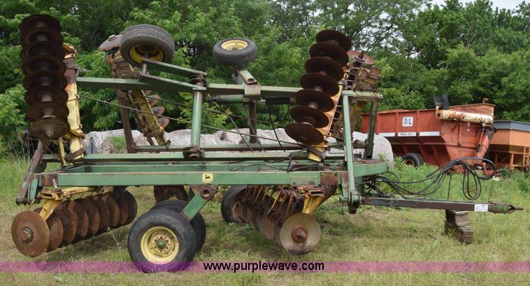image for item K7315 John Deere T0330 disk