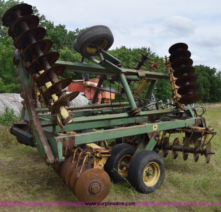 image for item K7315 John Deere T0330 disk