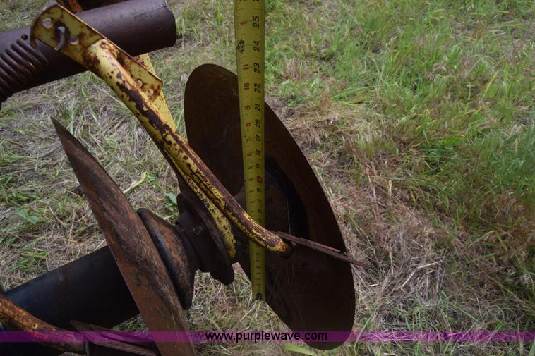 image for item K7315 John Deere T0330 disk