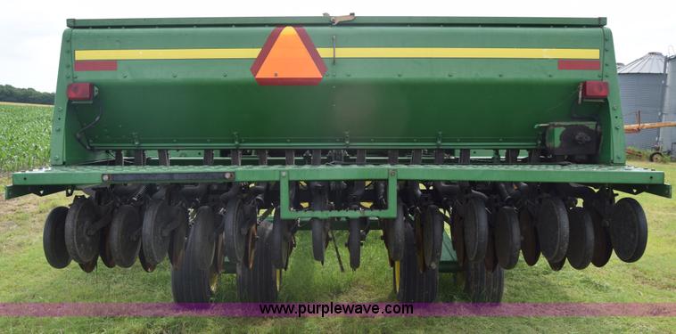image for item K7322 John Deere 455 grain drill
