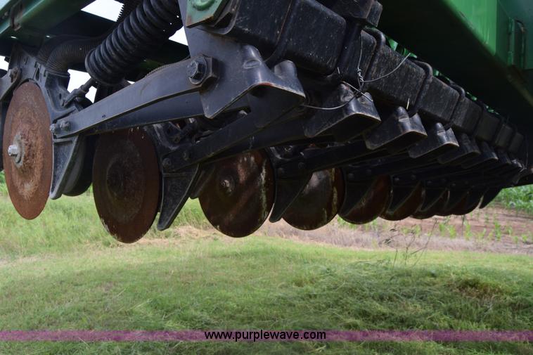 image for item K7322 John Deere 455 grain drill