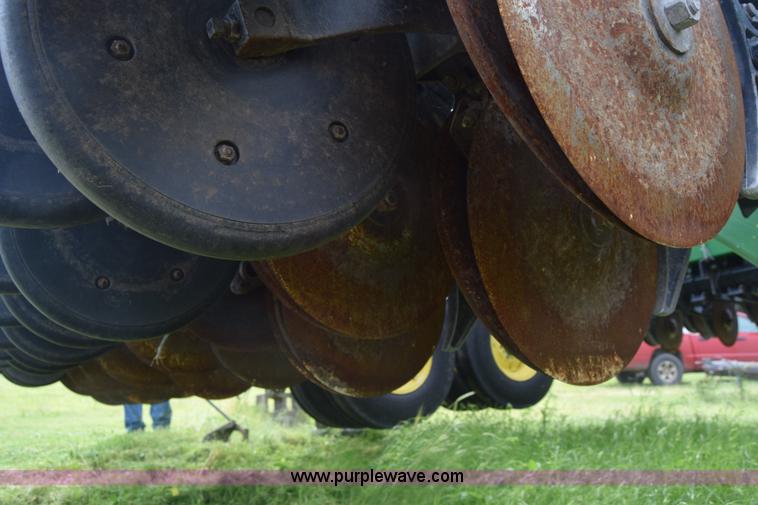 image for item K7322 John Deere 455 grain drill