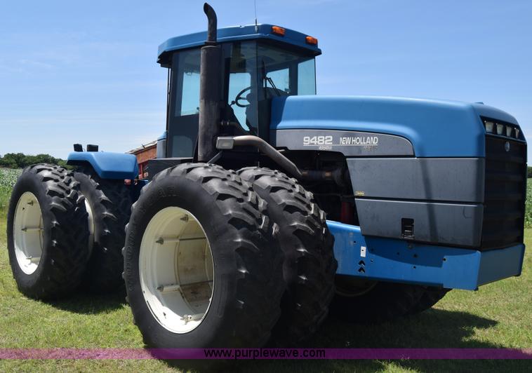 image for item K7323 1997 New Holland 9482 Versatile 4WD tractor