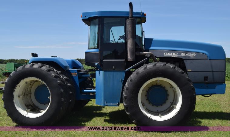 image for item K7323 1997 New Holland 9482 Versatile 4WD tractor