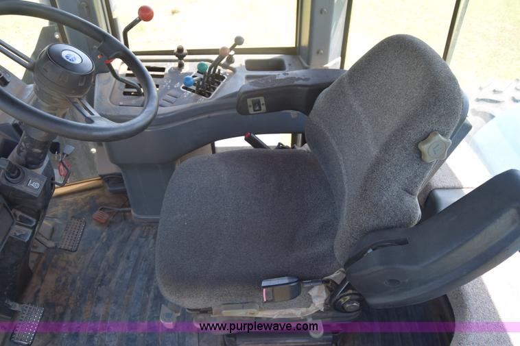 image for item K7323 1997 New Holland 9482 Versatile 4WD tractor