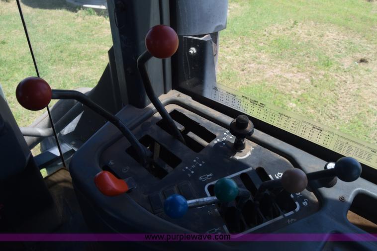 image for item K7323 1997 New Holland 9482 Versatile 4WD tractor