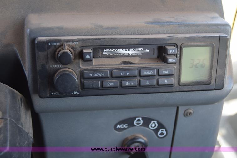 image for item K7323 1997 New Holland 9482 Versatile 4WD tractor