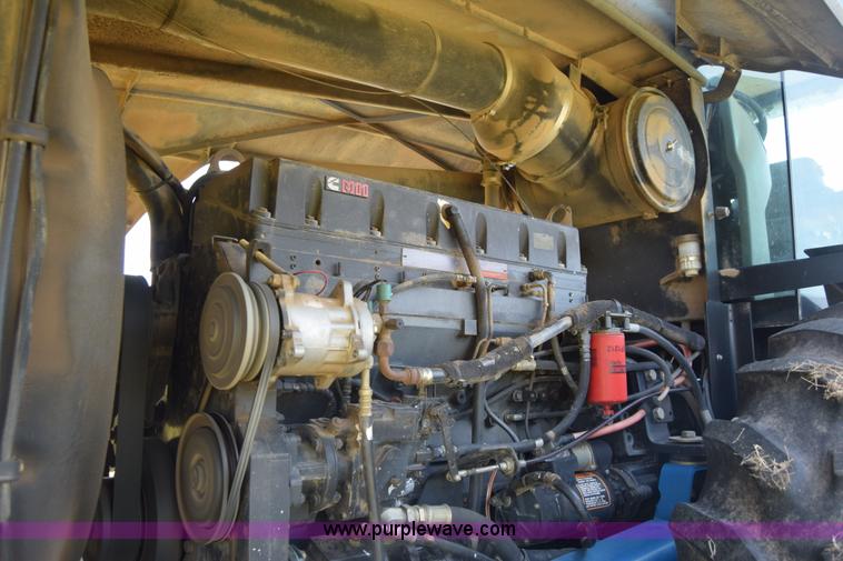 image for item K7323 1997 New Holland 9482 Versatile 4WD tractor