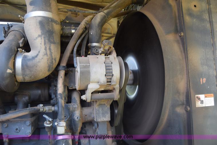 image for item K7323 1997 New Holland 9482 Versatile 4WD tractor