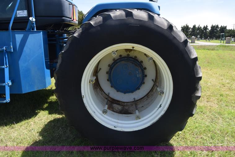 image for item K7323 1997 New Holland 9482 Versatile 4WD tractor