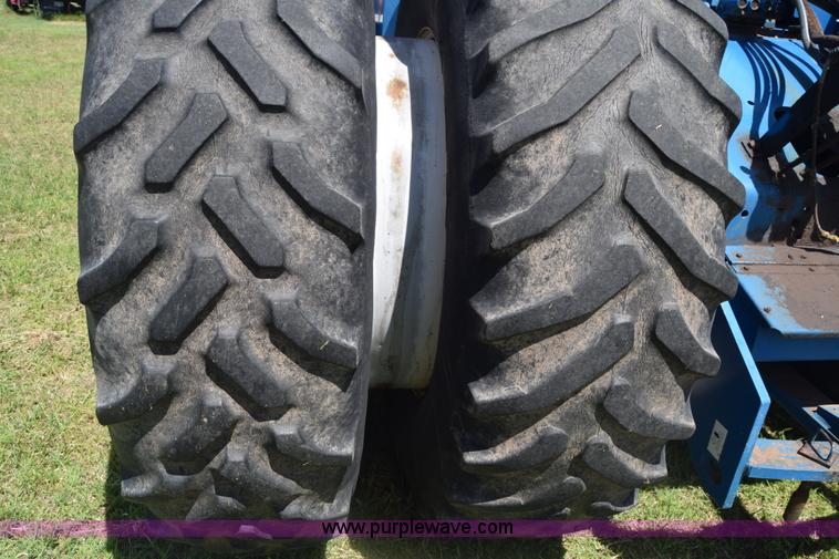 image for item K7323 1997 New Holland 9482 Versatile 4WD tractor