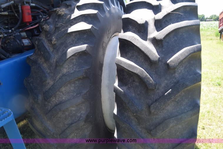 image for item K7323 1997 New Holland 9482 Versatile 4WD tractor