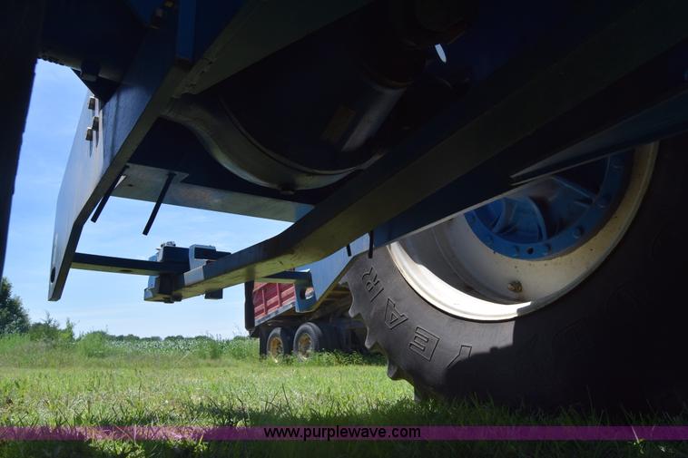 image for item K7323 1997 New Holland 9482 Versatile 4WD tractor