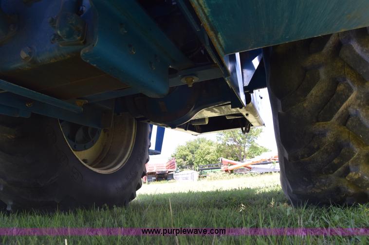 image for item K7323 1997 New Holland 9482 Versatile 4WD tractor