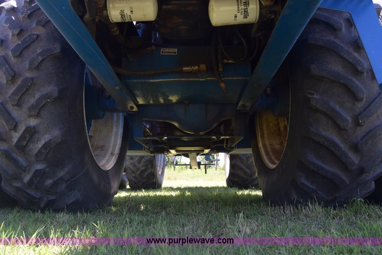 image for item K7323 1997 New Holland 9482 Versatile 4WD tractor