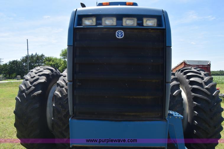 image for item K7323 1997 New Holland 9482 Versatile 4WD tractor