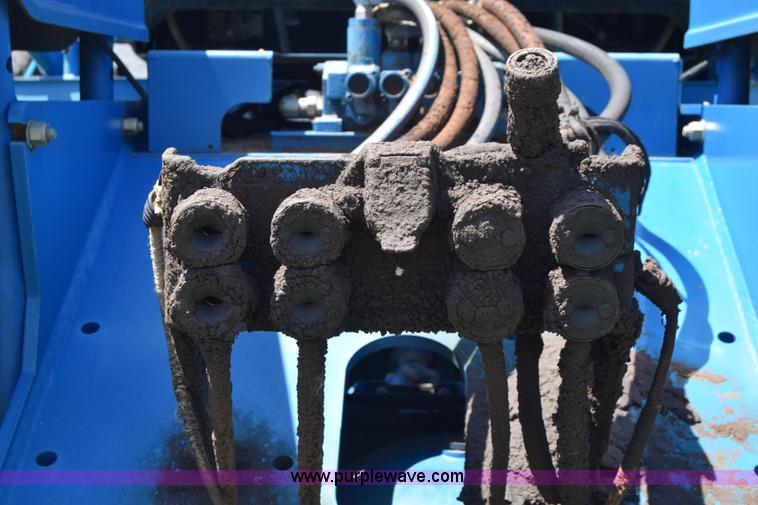 image for item K7323 1997 New Holland 9482 Versatile 4WD tractor