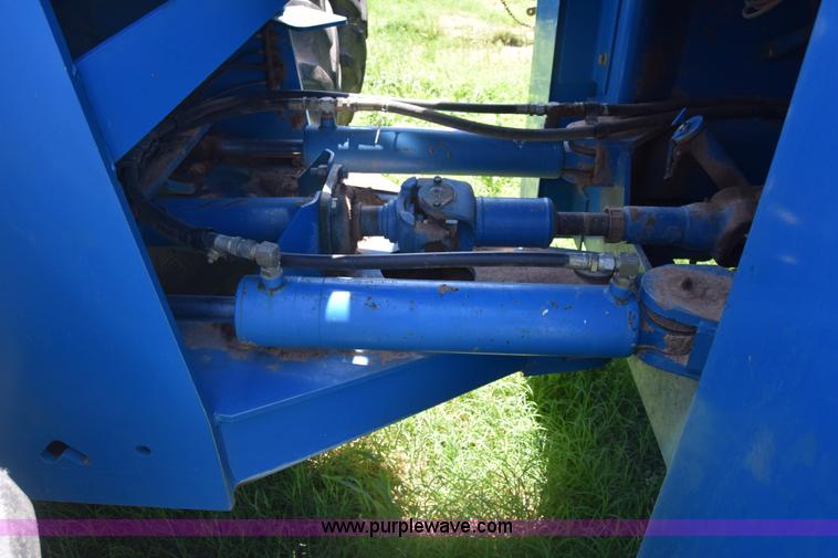 image for item K7323 1997 New Holland 9482 Versatile 4WD tractor