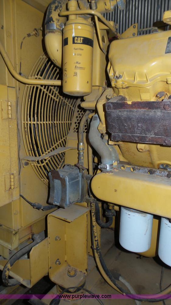 image for item K8301 Caterpillar SR4 generator