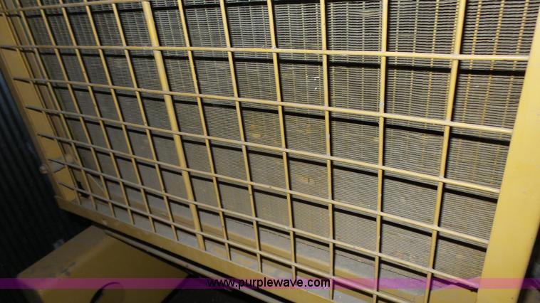 image for item K8301 Caterpillar SR4 generator