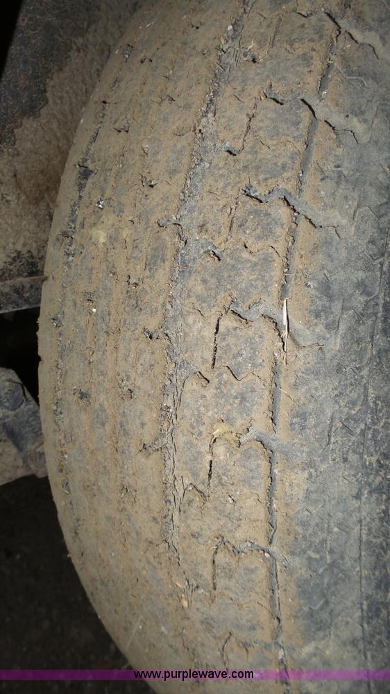 image for item K8301 Caterpillar SR4 generator