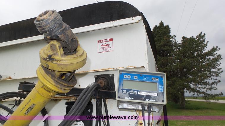 image for item K8302 RotoMix 533-16 Hay Pro feed mixer