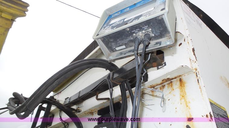 image for item K8302 RotoMix 533-16 Hay Pro feed mixer