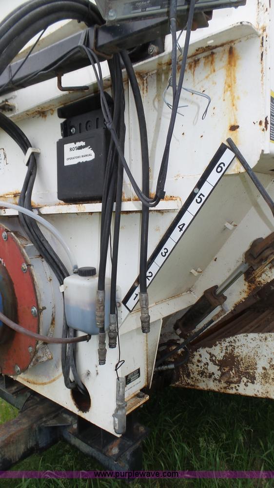 image for item K8302 RotoMix 533-16 Hay Pro feed mixer