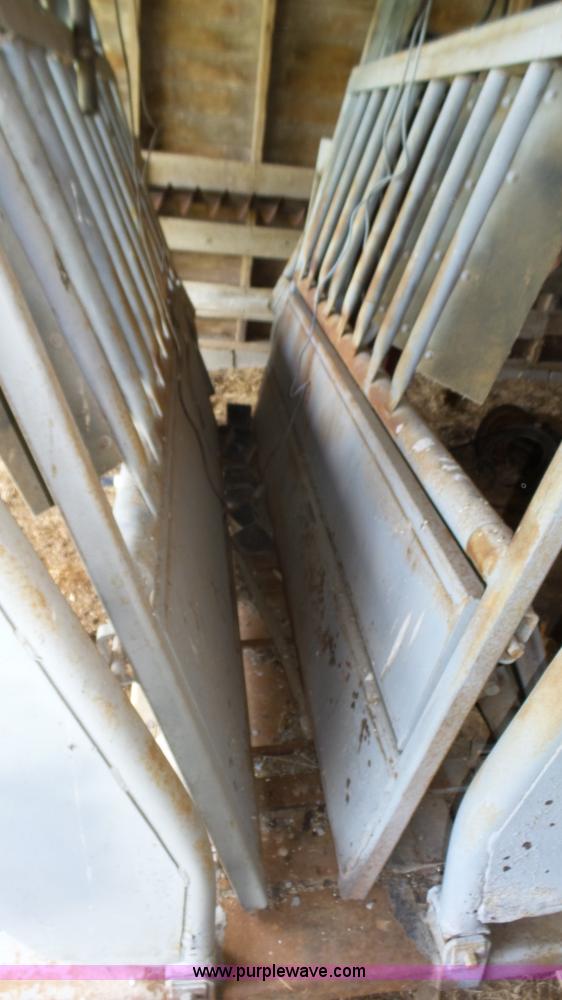 image for item K8314 Dodge cattle chute