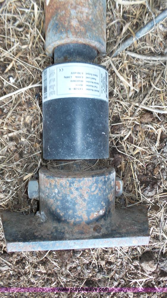 image for item K8314 Dodge cattle chute