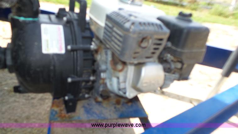 image for item K8348 2012 JD Skiles MFD2012 fertilizer delivery trailer