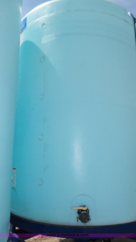 image for item K8348 2012 JD Skiles MFD2012 fertilizer delivery trailer