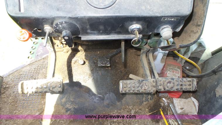 image for item K8351 1973 John Deere 4630 tractor