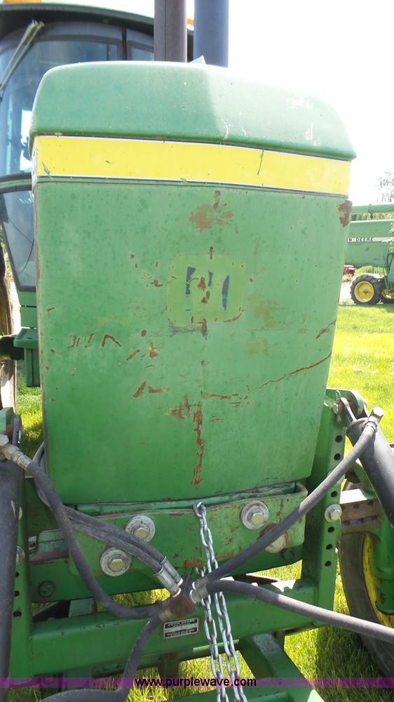image for item K8351 1973 John Deere 4630 tractor