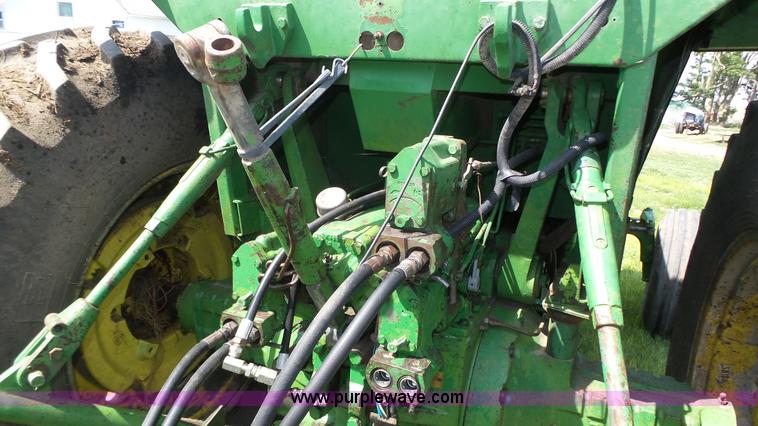 image for item K8351 1973 John Deere 4630 tractor