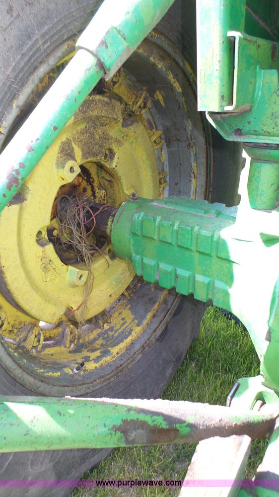 image for item K8351 1973 John Deere 4630 tractor