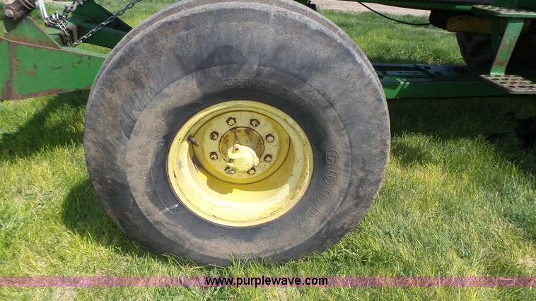 image for item K8351 1973 John Deere 4630 tractor