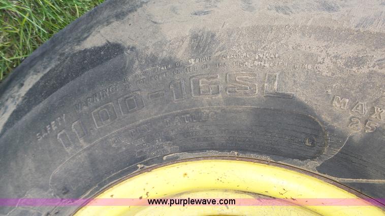 image for item K8351 1973 John Deere 4630 tractor