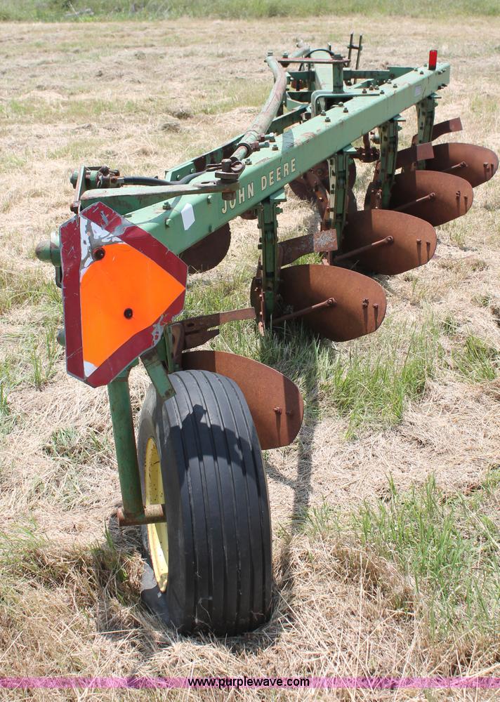 image for item K8854 John Deere 1450 five bottom plow