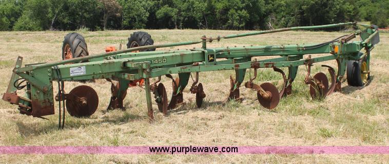 image for item K8854 John Deere 1450 five bottom plow