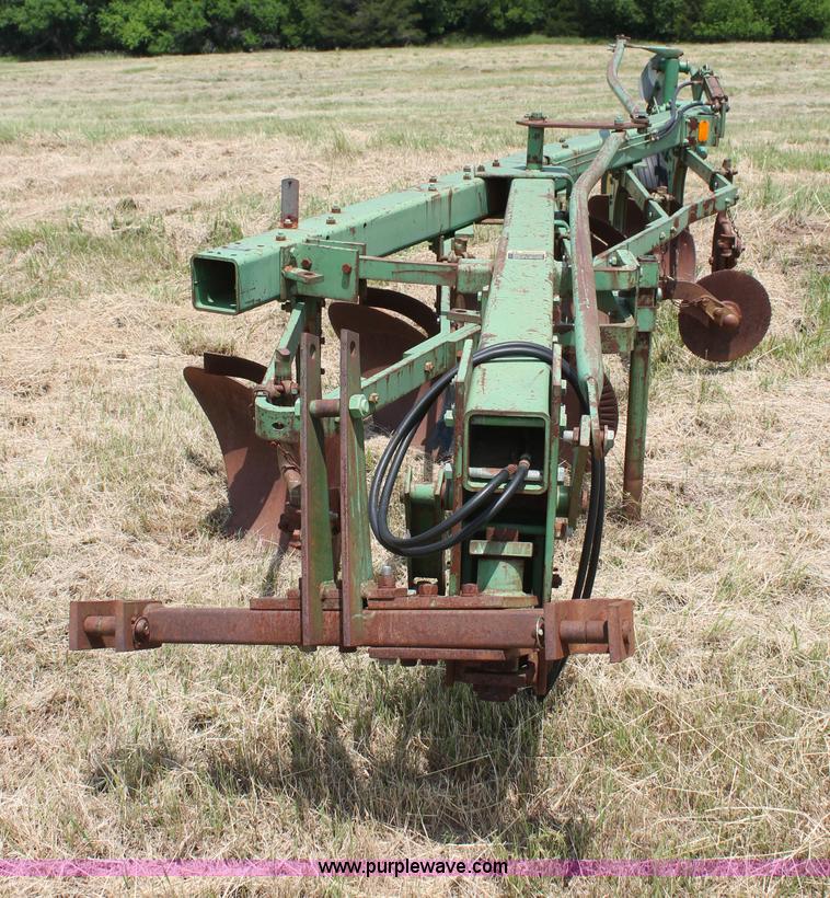image for item K8854 John Deere 1450 five bottom plow
