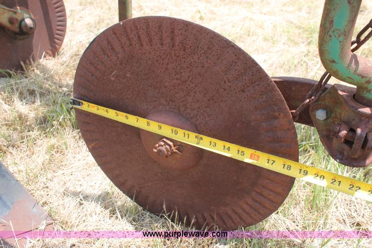 image for item K8854 John Deere 1450 five bottom plow