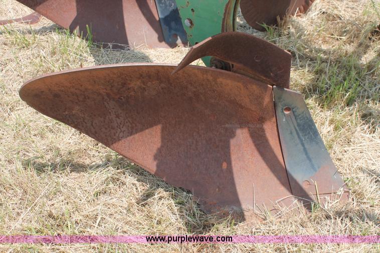 image for item K8854 John Deere 1450 five bottom plow