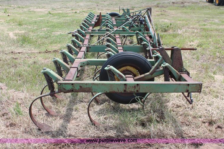 image for item K8856 John Deere 1100 field cultivator