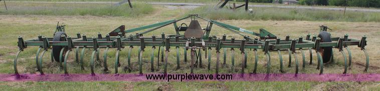 image for item K8856 John Deere 1100 field cultivator
