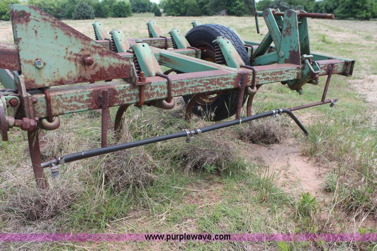 image for item K8856 John Deere 1100 field cultivator