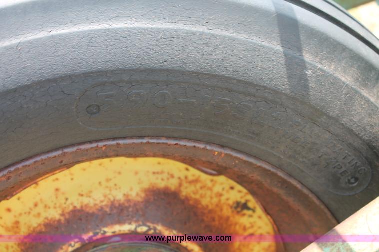 image for item K8856 John Deere 1100 field cultivator