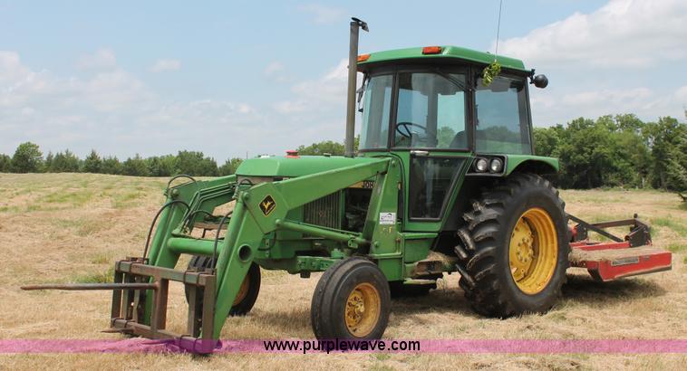 image for item K8857 1983 John Deere 2550 tractor