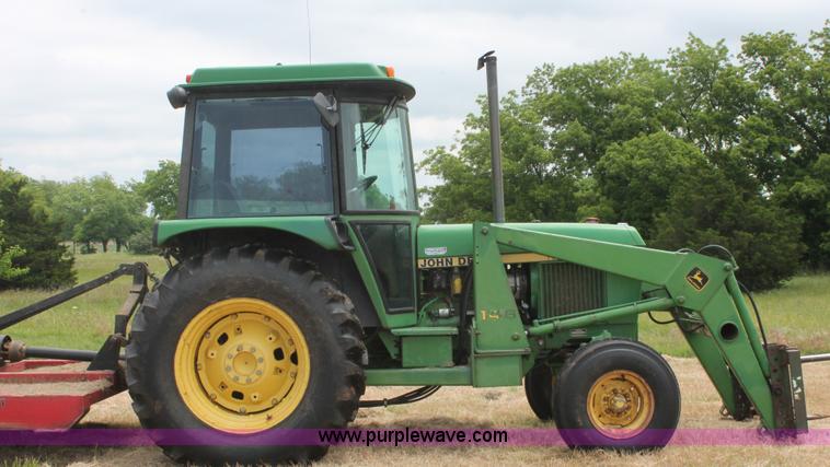 image for item K8857 1983 John Deere 2550 tractor